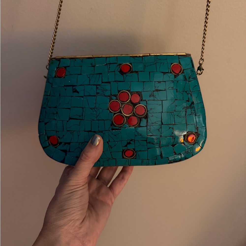 Antik Kraft mosaic crossbody bag with gold tone accents and chain strap - Picture 5 of 13